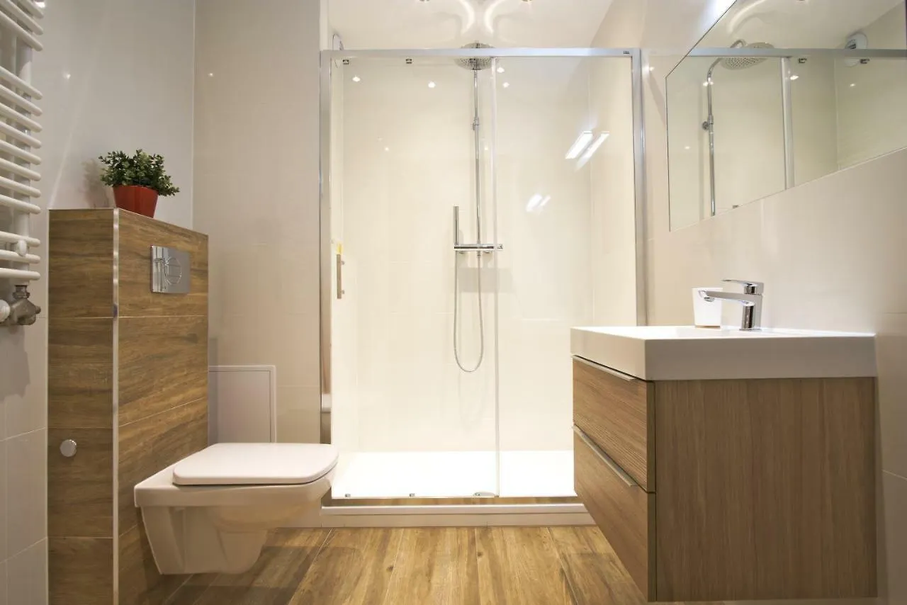 Krak Apartments 크라쿠프